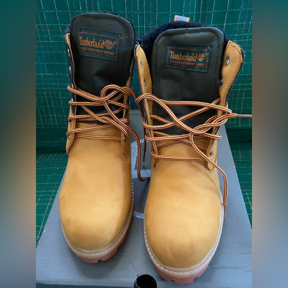Timberland Men's Brown Classic Boots